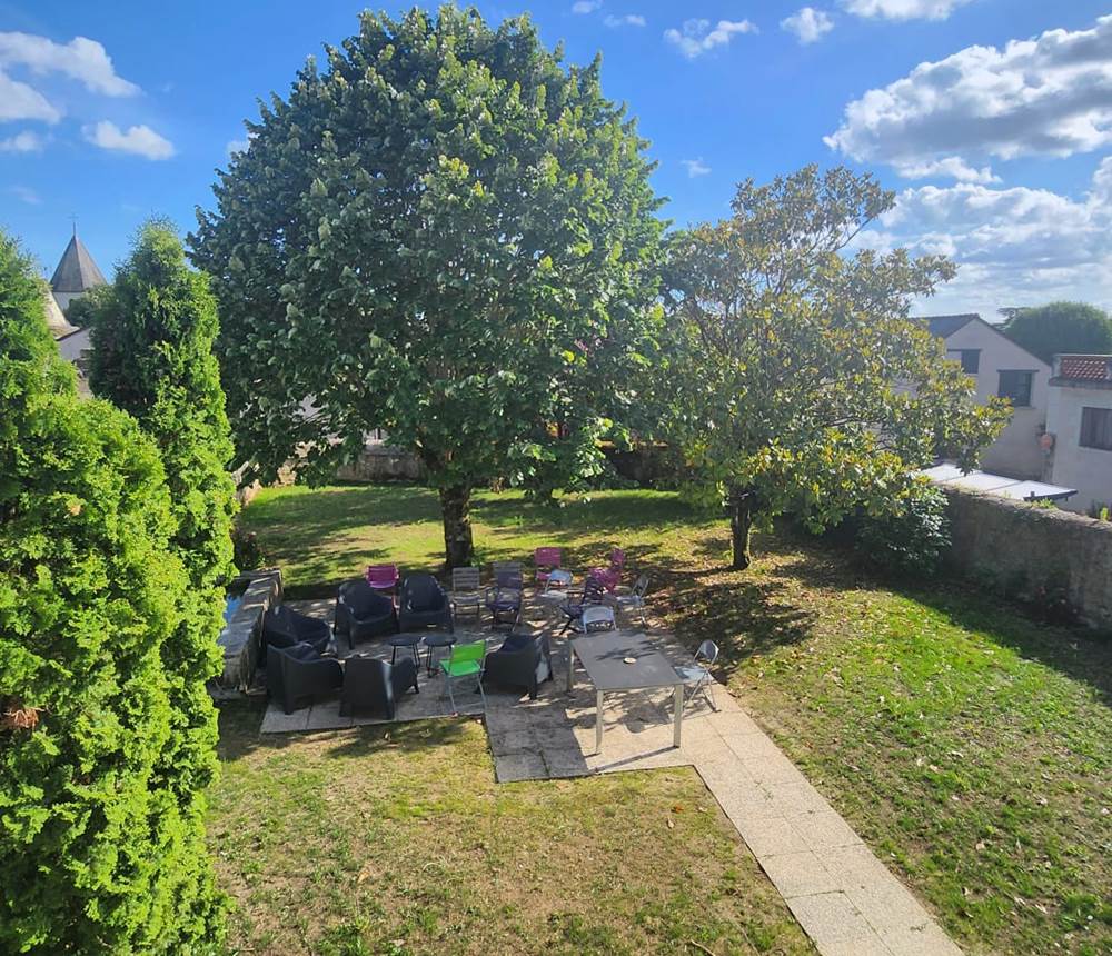 Vue extérieure depuis la fenêtre de la chambre les 4 M