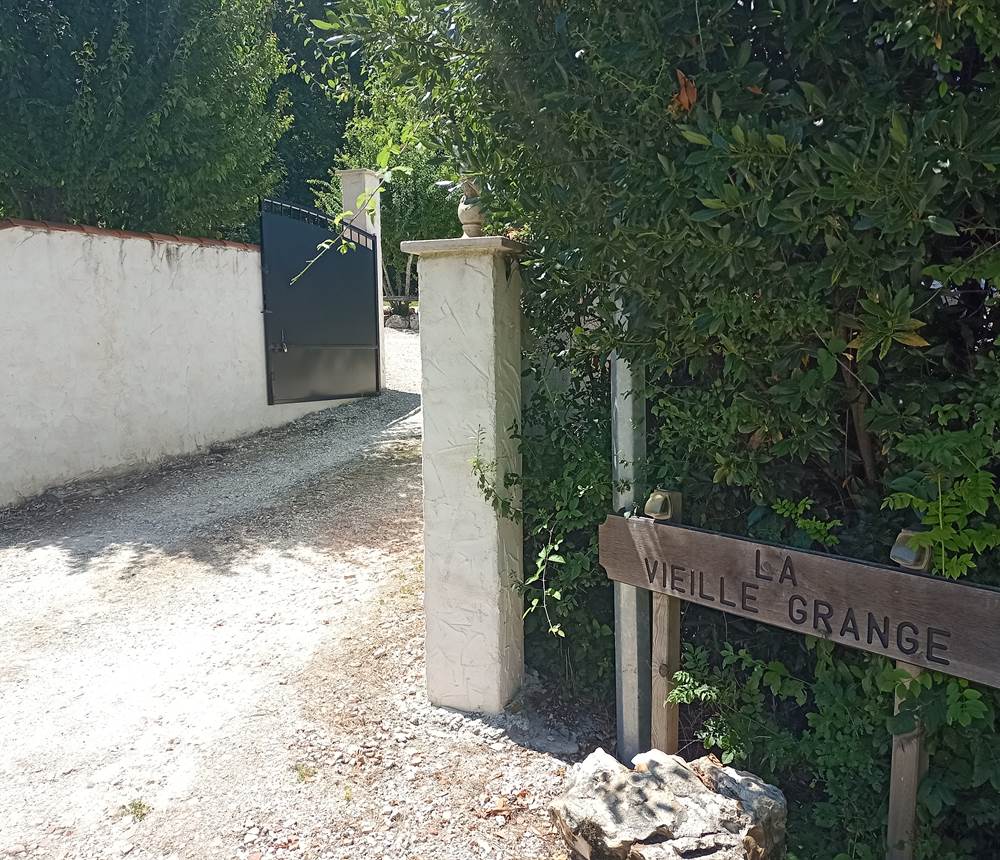 La Vieille Grange entrance to parking