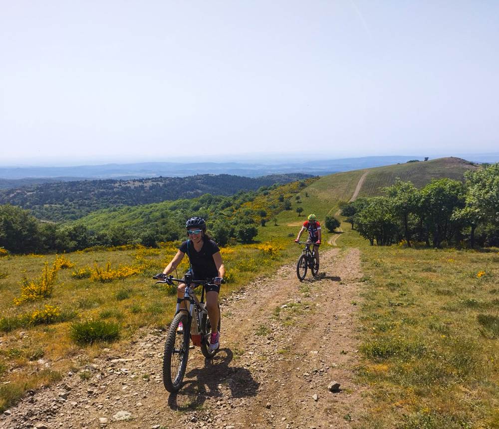 C'est facile en montée avec un VTT Electrique