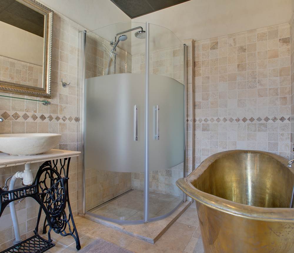 Noilly Prat Bathroom