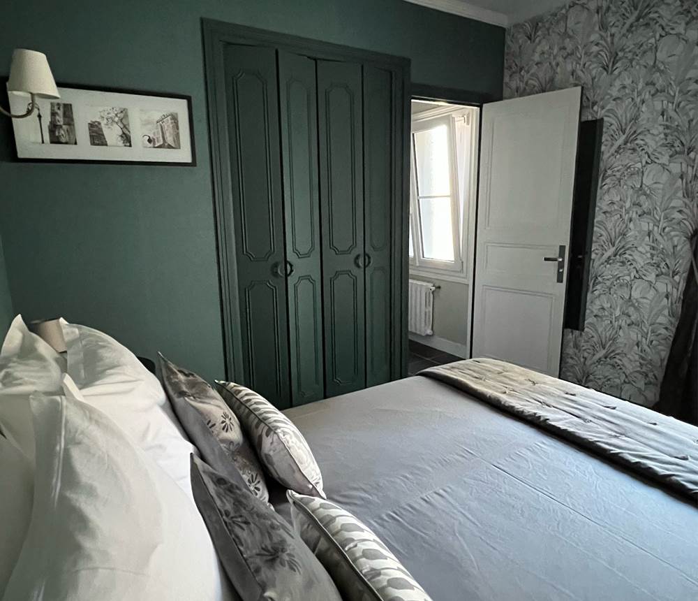 Chambre 18 vue sur cour
