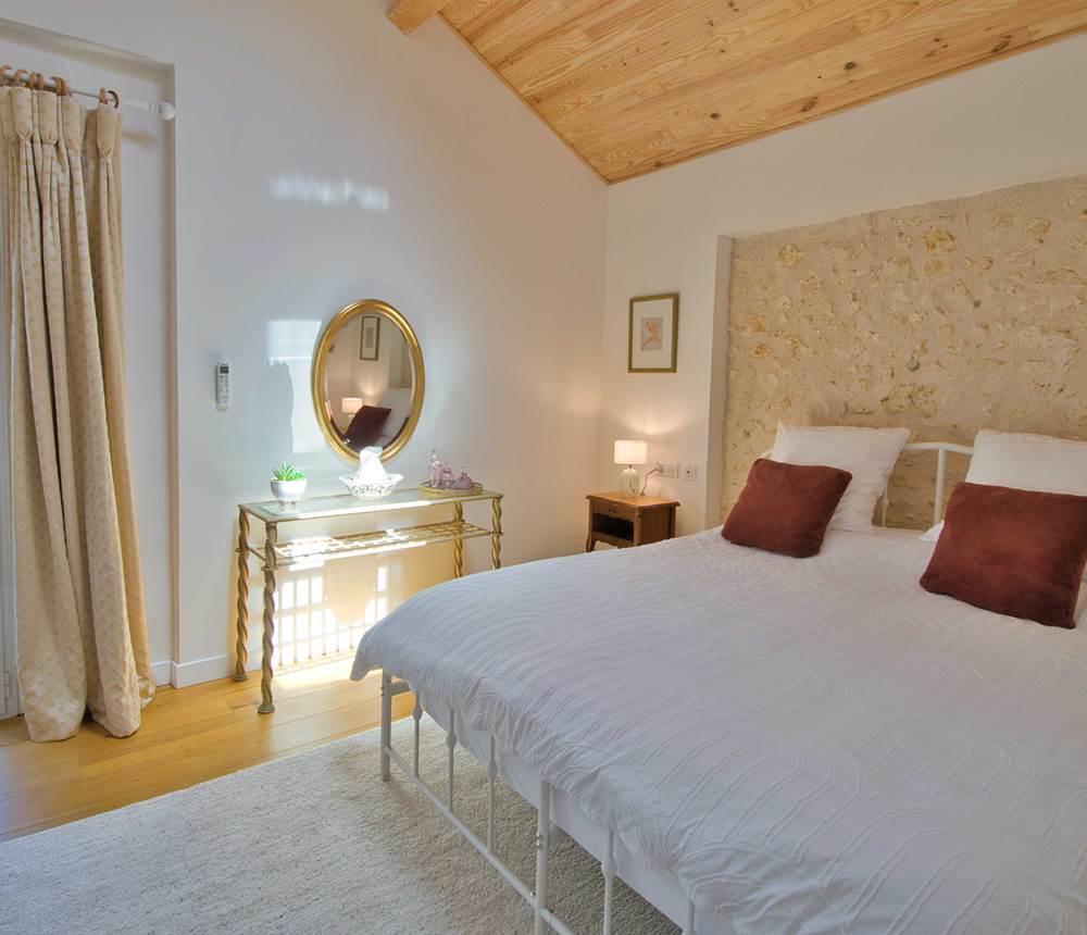 The Lodge Gite - Bedroom