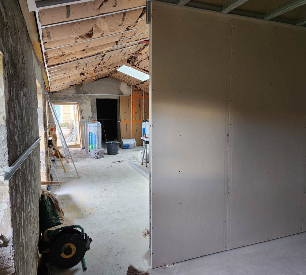 Travaux salle de réception, raillage et pose de placo