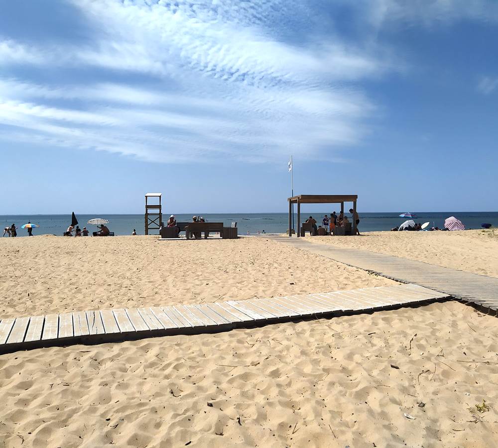 La plage des Chardons