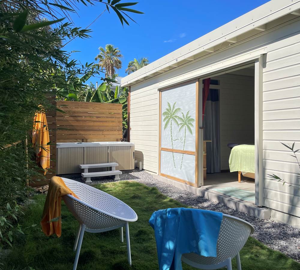 Iguane House villas & Micro Spa : entre jardin zen et espace dédié aux massages, notre micro spa saura prendre soin de vous