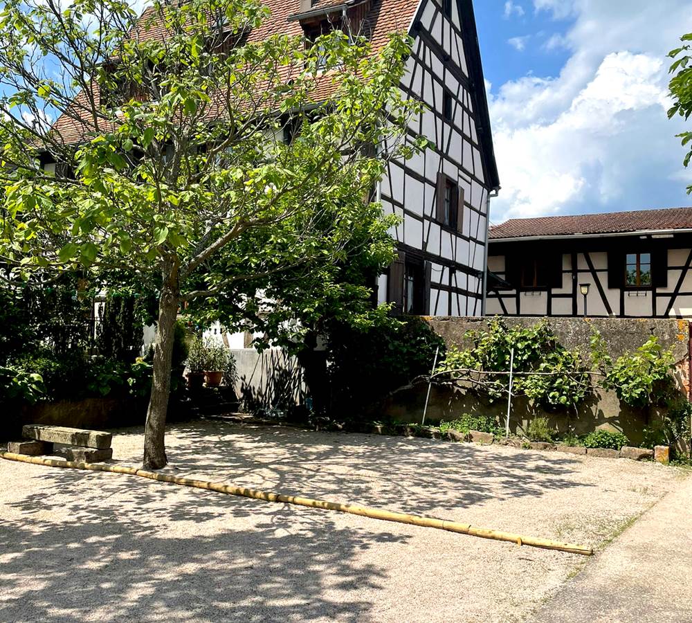 Le terrain de pétanque