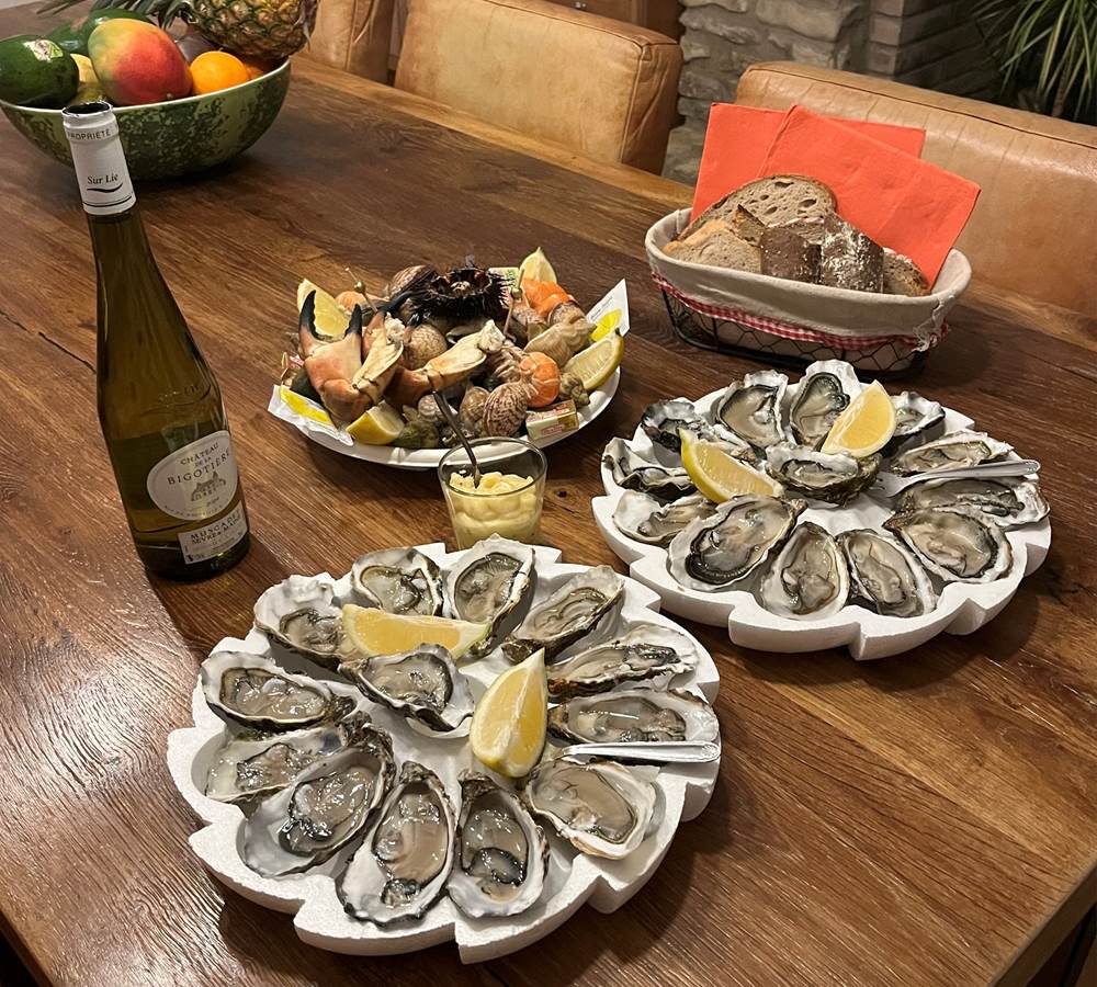 Plateaux d'huîtres et de fruits de mer