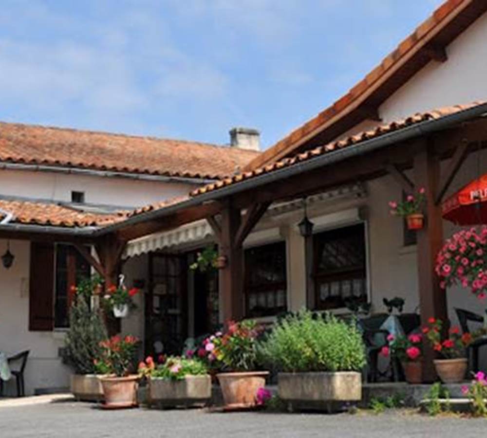 Chez Poirier - 16210 Bardenac