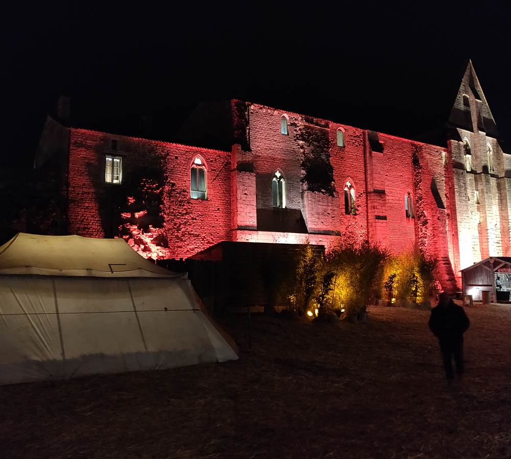 Abbaye Maillezais illuminée