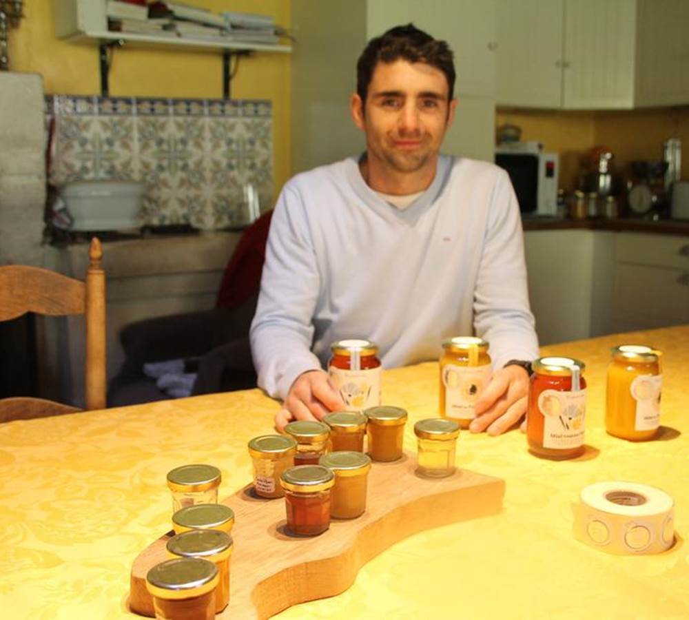 Chapeau l'abeille - 16480 Chillac