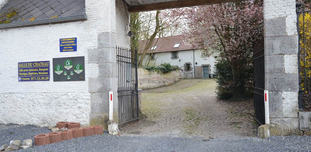 vue extérieure-entrée