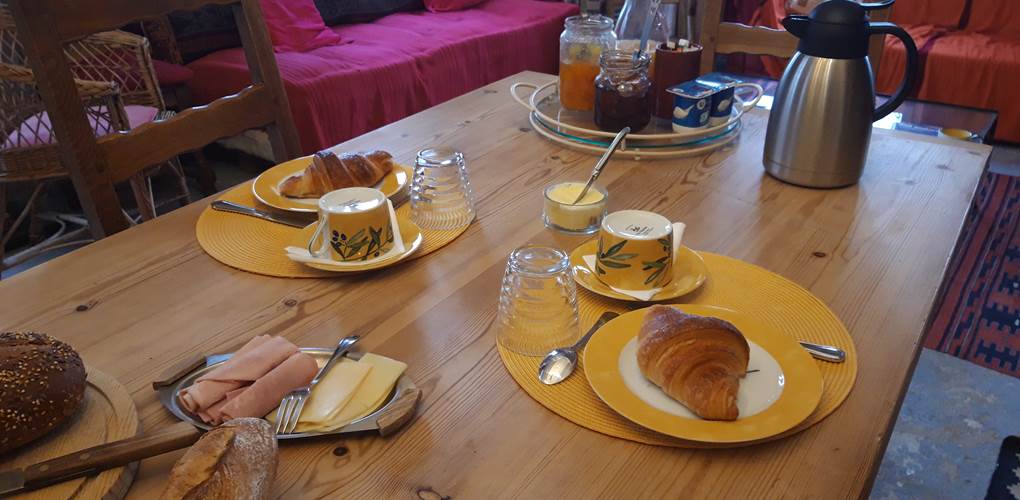 Petit déjeuner salle (1)