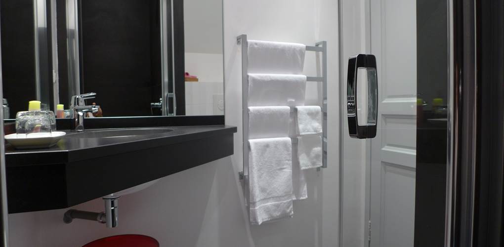 Chambre XVIIIème, salle d'eau