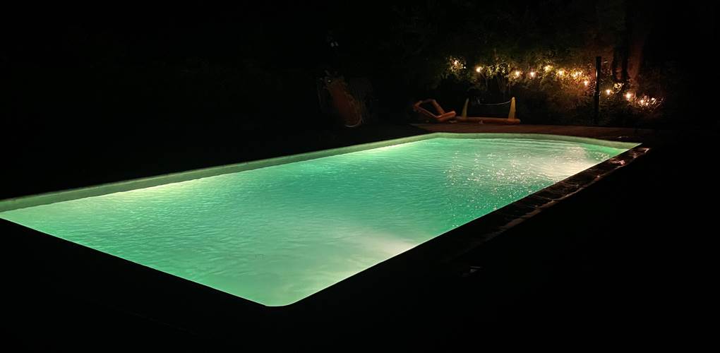 La piscine de nuit