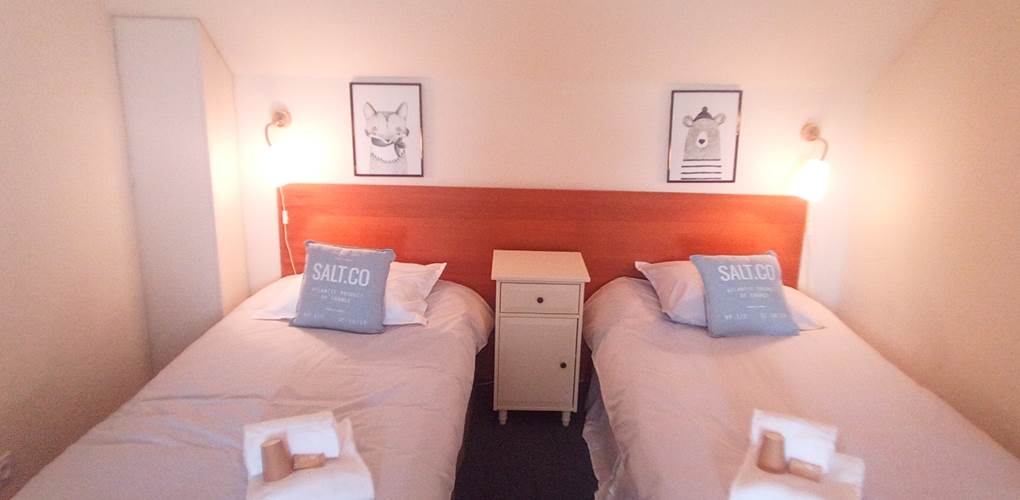 Chambre_5_lits_simples