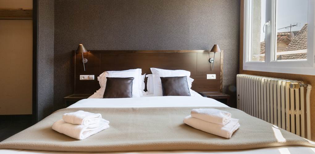 Chambre Supérieure Logis Hotel Relais de Vellinus Beaulieu sur Dordogne