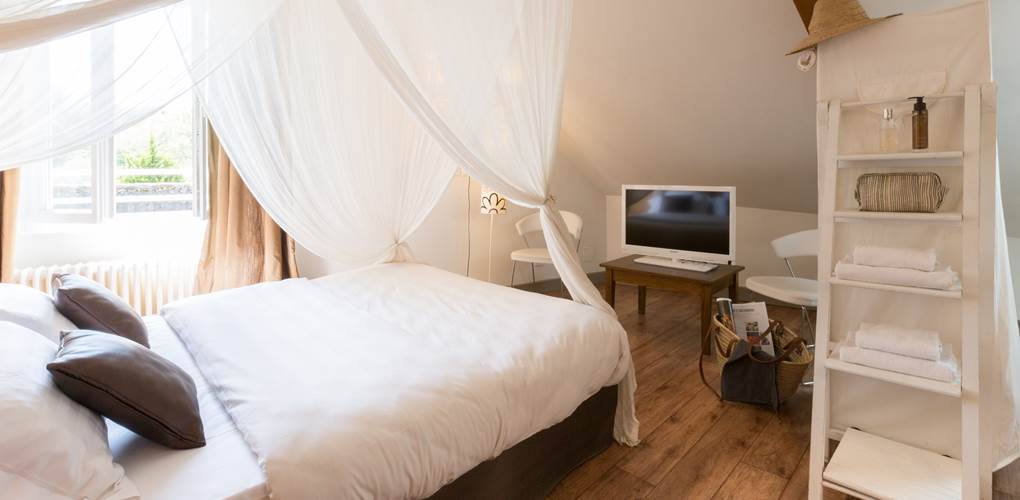 Chambre Supérieure Logis Hotel Relais de Vellinus Beaulieu sur Dordogne