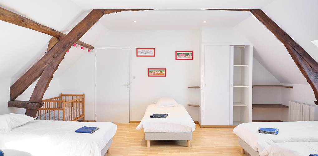 Dortoir 6 lits Etage Gîte Grande Evasion