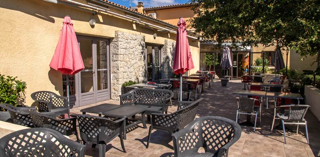 Chambre twin Ardèche, près de Vallon Pont d'Arc Terrasse 2