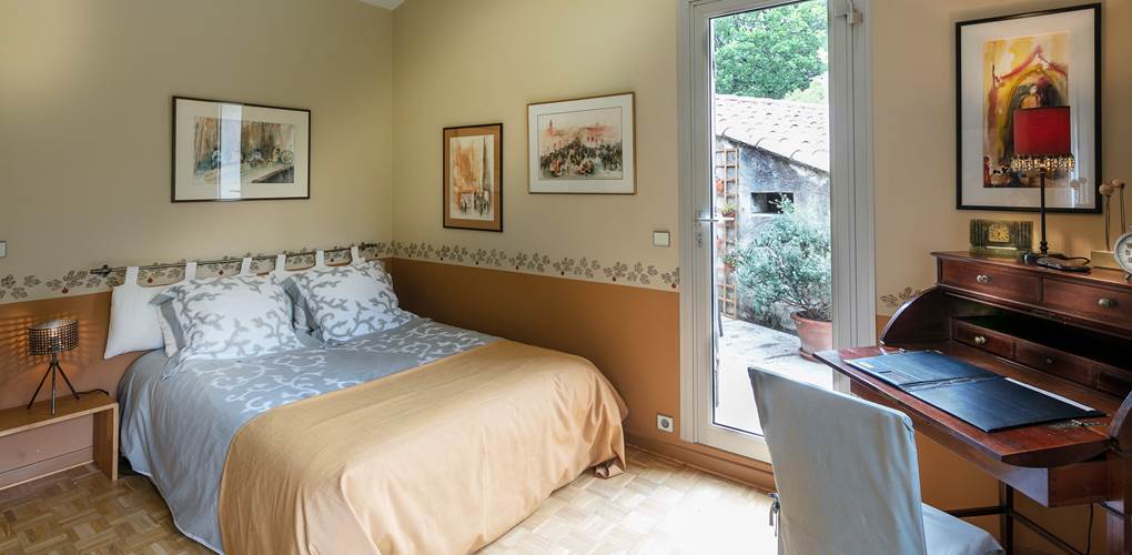 Chambre 1er étage avec terrasse privative