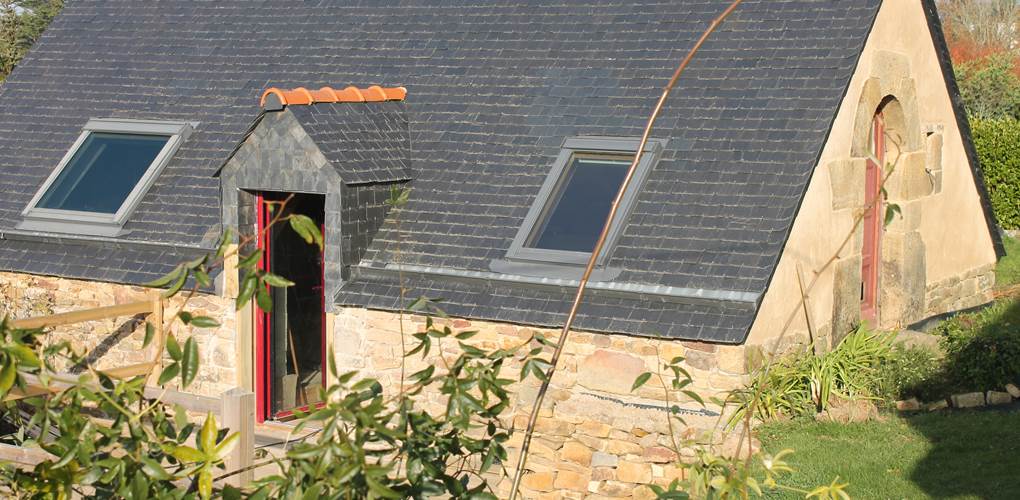 Un petit bâtiment typique de l'architecture paysanne à Logonna-Daoulas