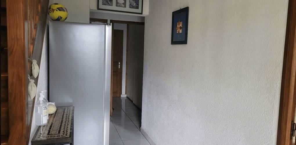 Corridor2t5