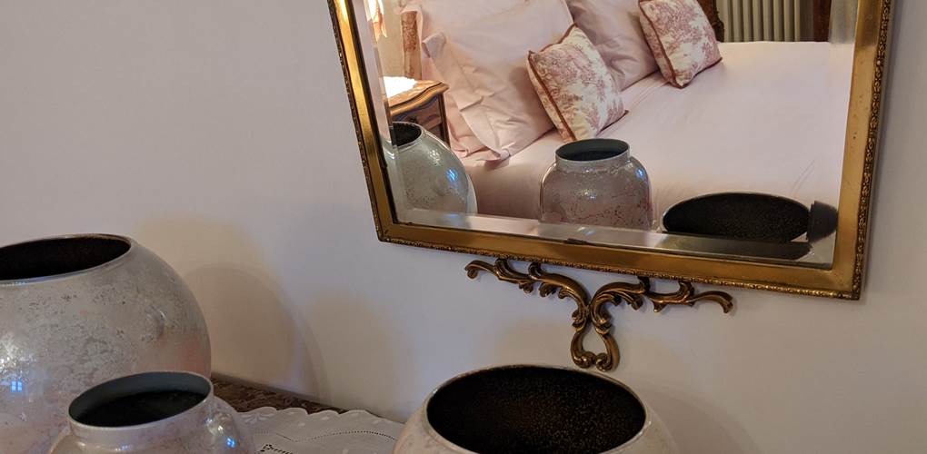 DETAIL CHAMBRE ROSE