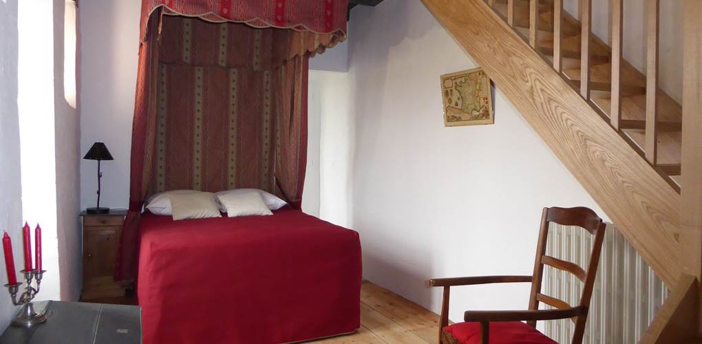 Suite Médiévale, le lit de la duchesse