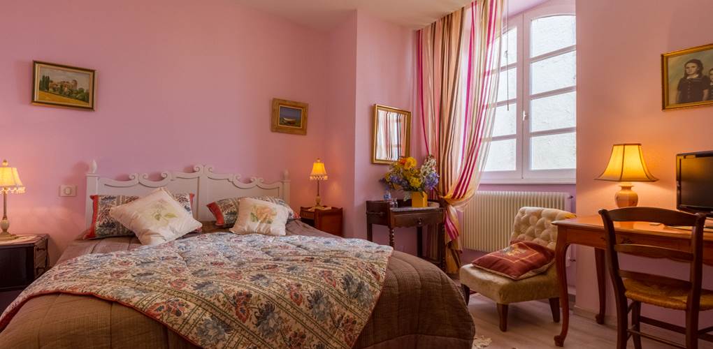 Saint Roch chambre MAUVE.jpg