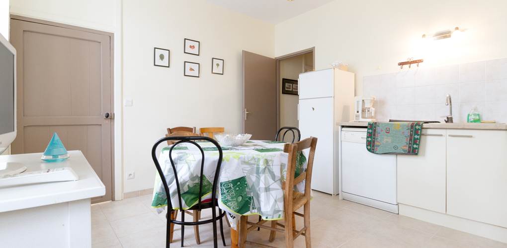 Saint Roch Gîte cuisine Tournecoupe.jpg