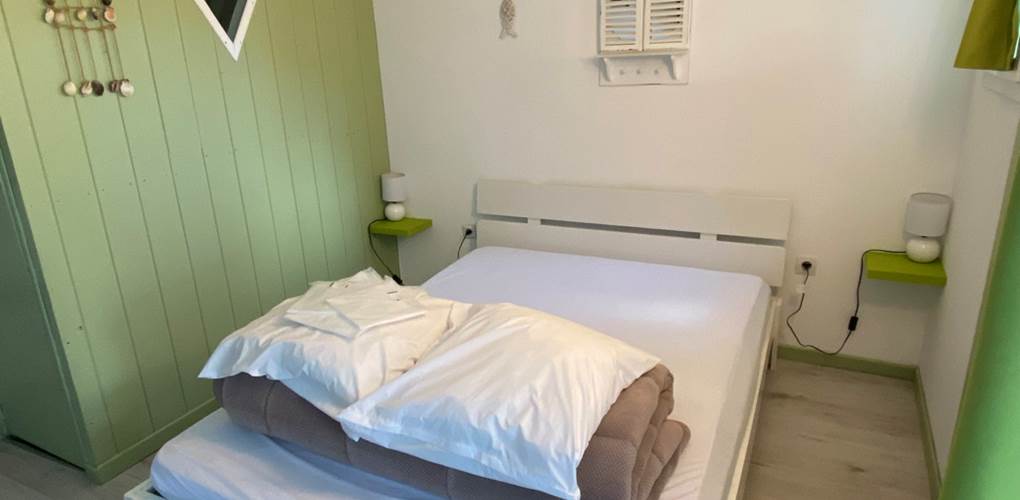 Coin nuit avec lit de 140cm