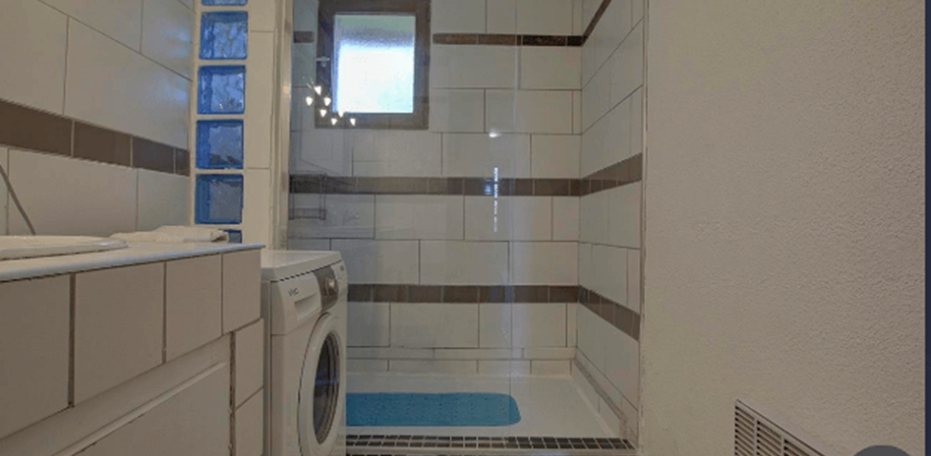 Salle de bain 1