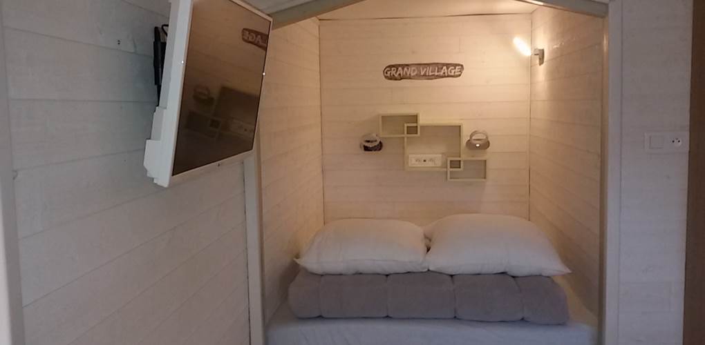 Coin nuit en alcove avec lit de 140
