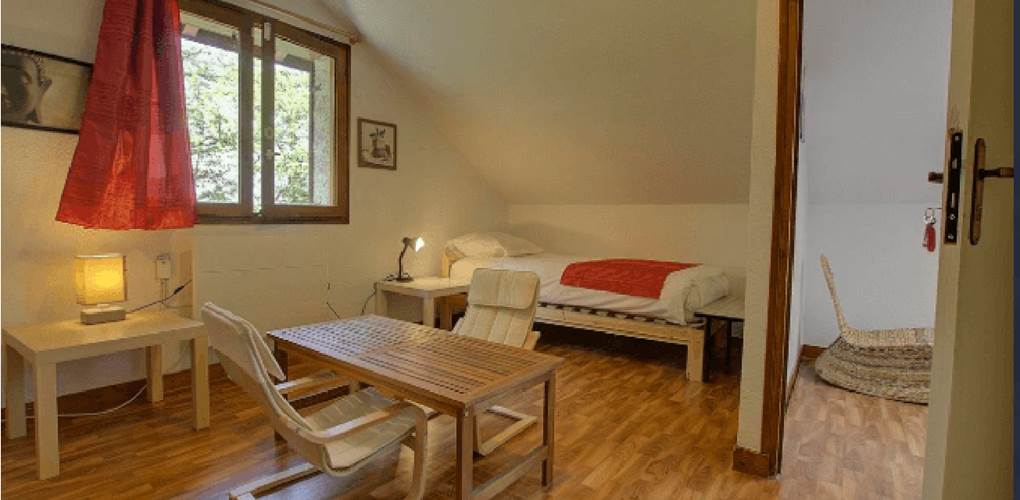 LE PHILOSOPHE Chambre des Hirondelles étage 2