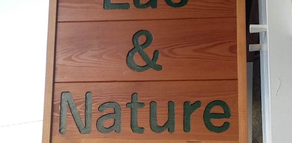 Enseigne "Lac et Nature"