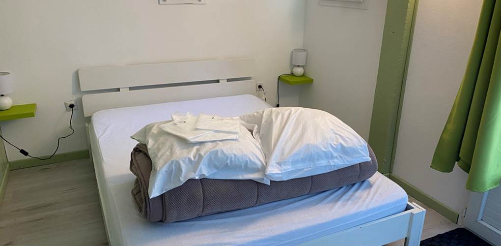 Coin nuit avec lit de 140cm