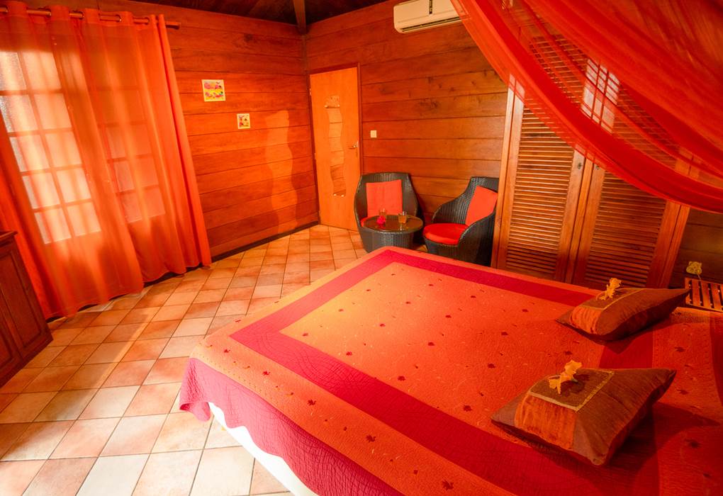 INTERIEUR BUNGALOW HIBISCUS