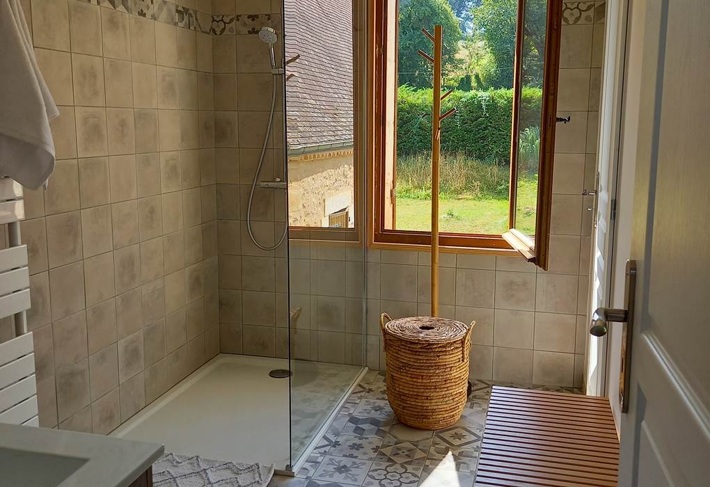 Gîte ADOREI - Salle de bain - douche italienne