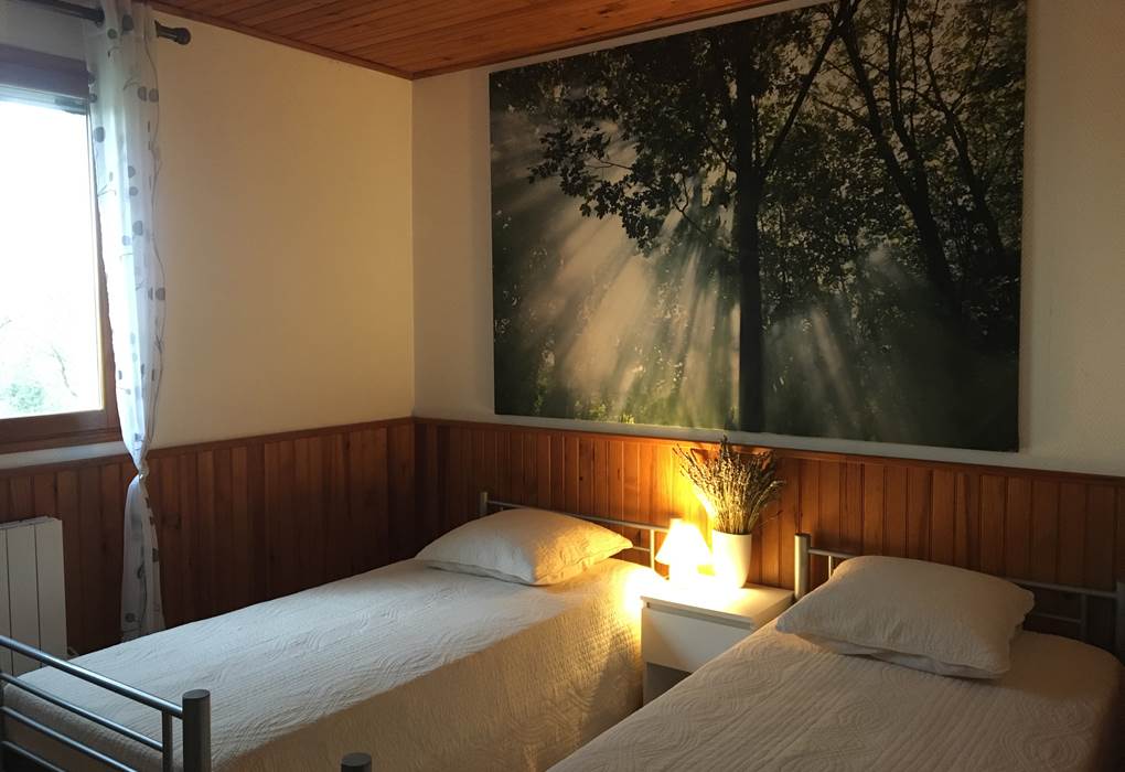 Le chambre à lits simples -rapprochables en lit double sur demande-