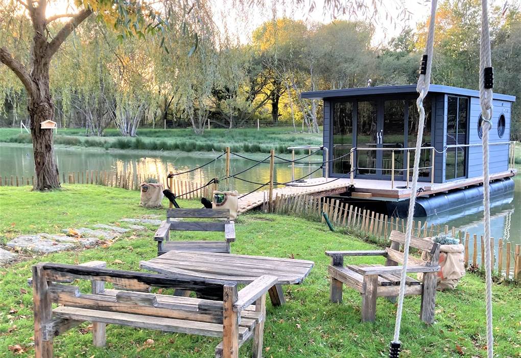 House boat Ecolodge Carles Ashton