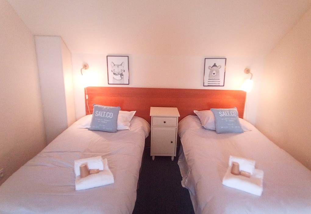 Chambre_5_lits_simples