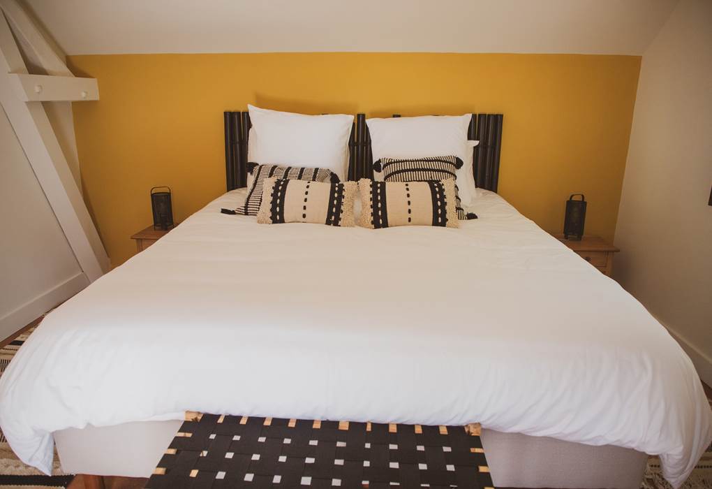 Plongez dans la douceur de notre literie : 180x200 cm ou 2x90x200 cm à votre convenance