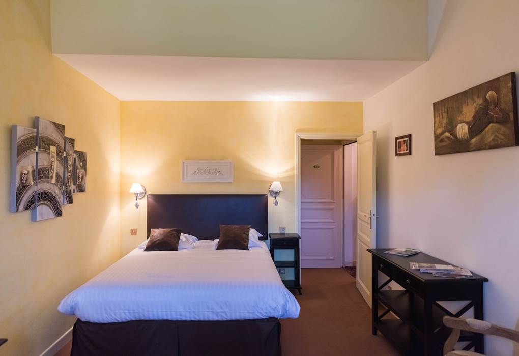 Chambre marron