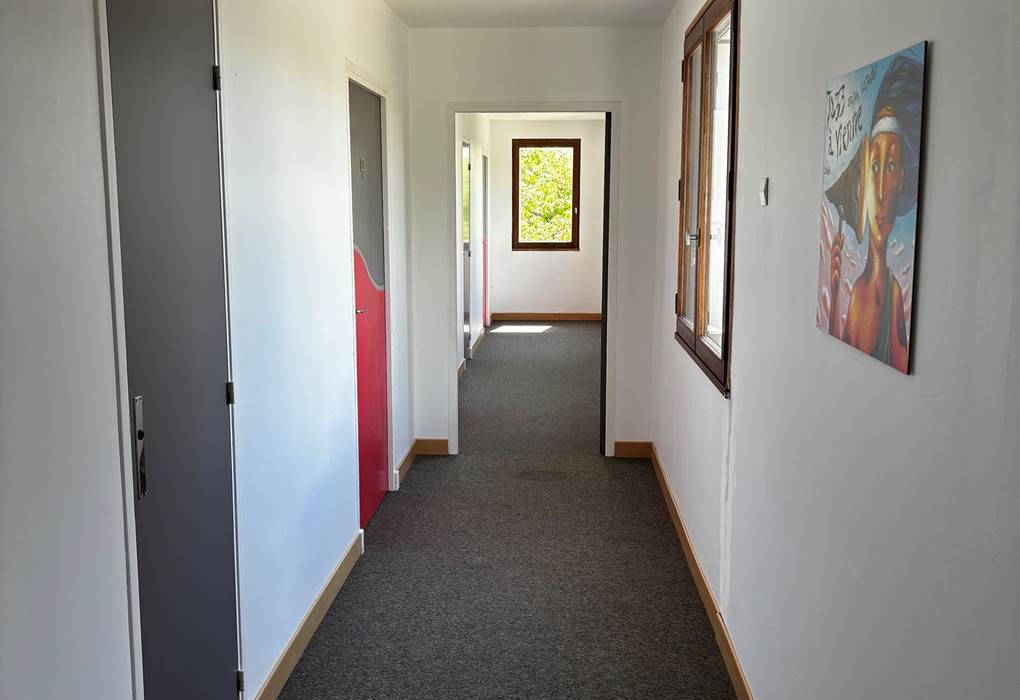 Couloir chambres supérieures