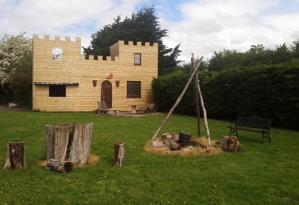 Château extérieur avec terrasse