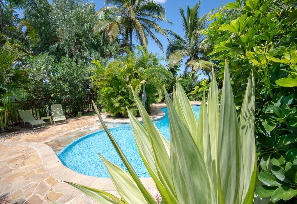 PISCINE DES BUNGALOWS