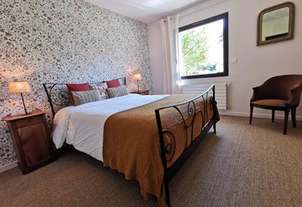 Chambre, lit King, Vallée de la Dordogne