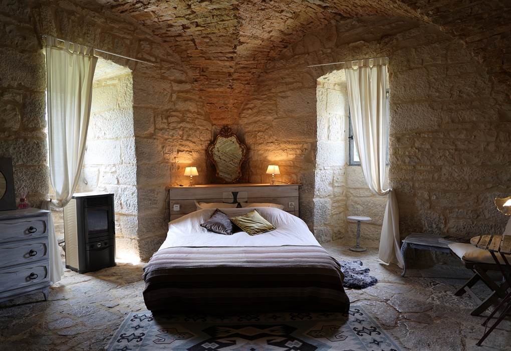 Chateau de Saint Chamarand, chambre des Templiers, la TOUR medievale