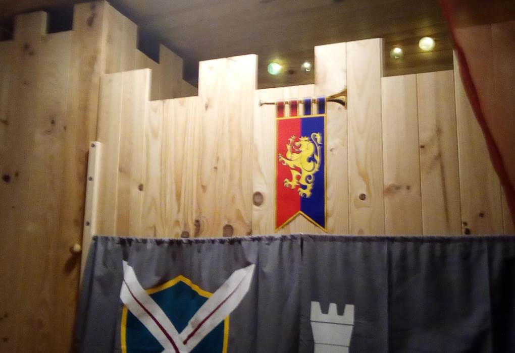 Château Etage chambre 2 chevaliers et princesse