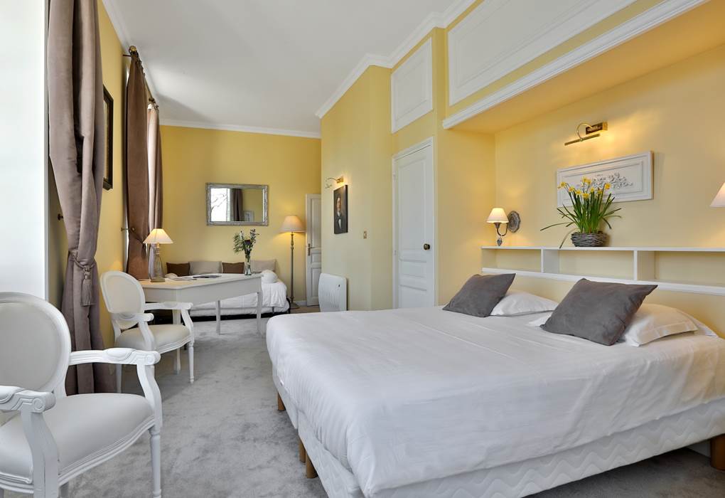 Chambre Jaune château - 2 ou 3 couchages